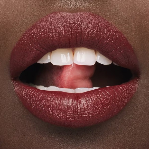 🎉HP🎉MAC ‘Diva’ M·A·Cximal Silky Matte Lipstick - Picture 5 of 11